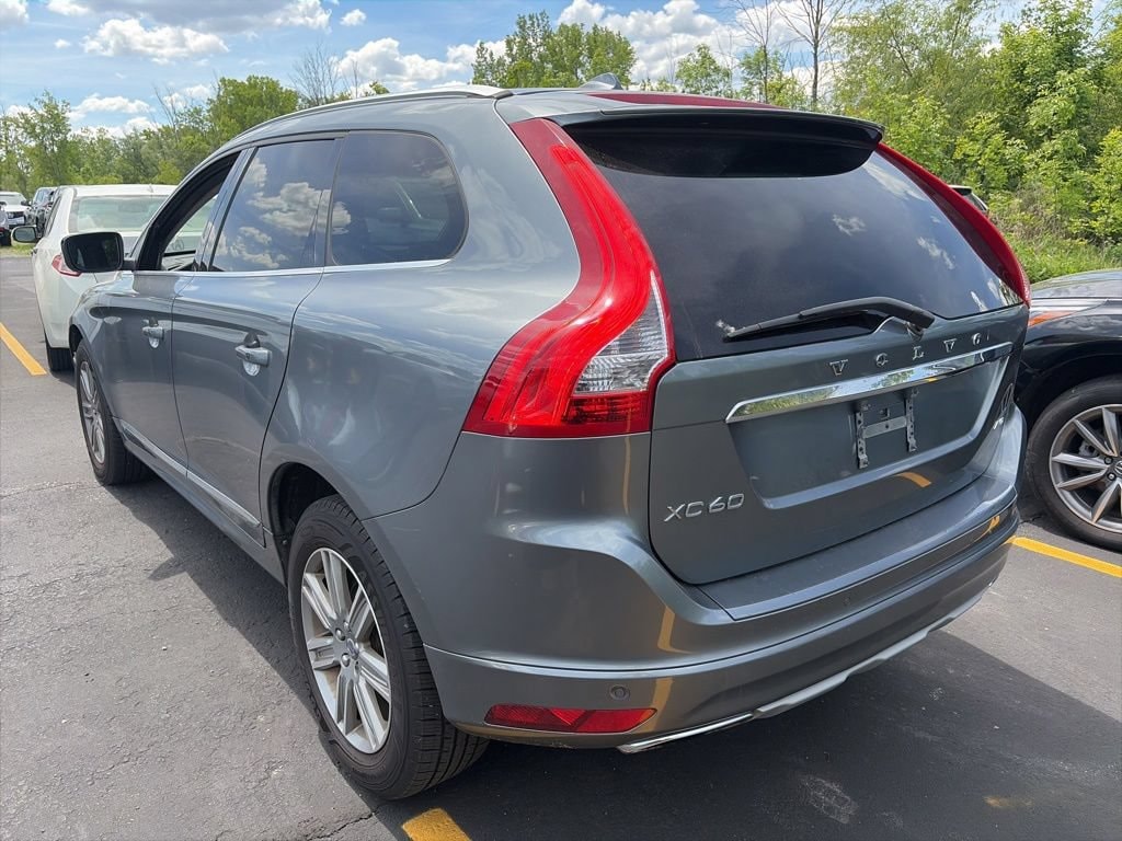 Used 2017 Volvo XC60 T5 AWD Inscription SUV