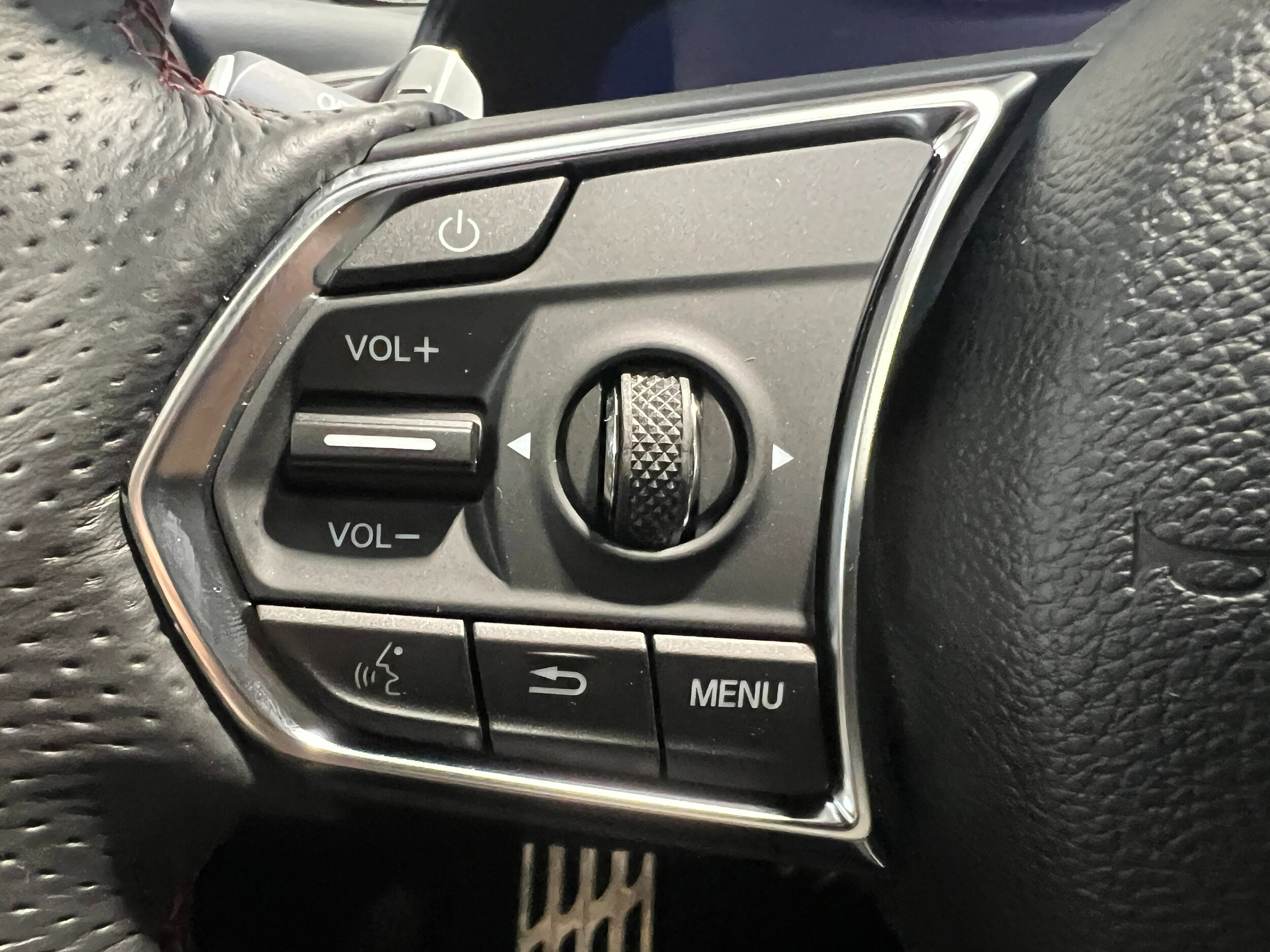 2025 Acura TLX A-Spec Package - Photo 18