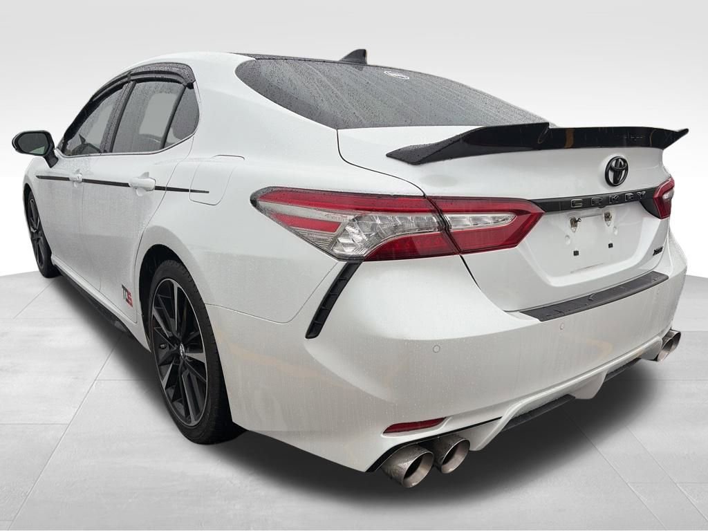 2018 Toyota Camry XSE V6 photo 4