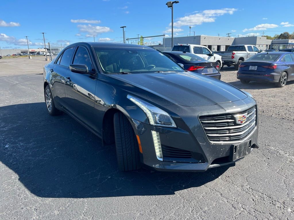 2016 Cadillac CTS Luxury Sedan photo 3