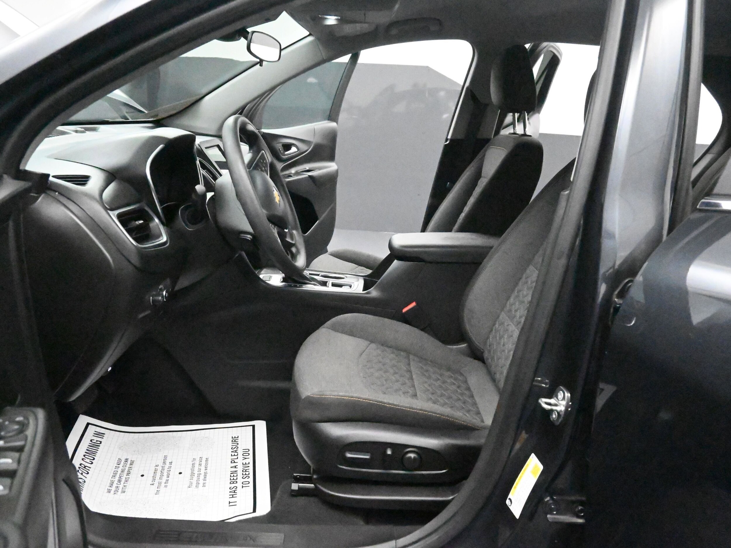 2023 Chevrolet Equinox LT - Photo 33