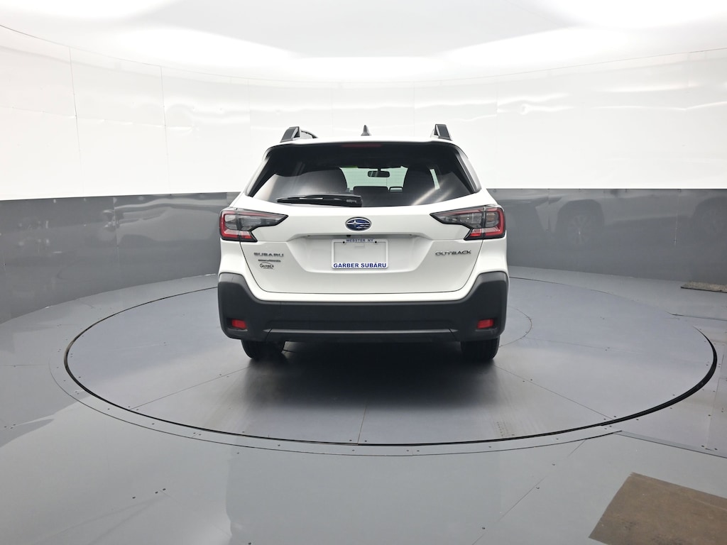 Used 2023 Subaru Outback Premium SUV