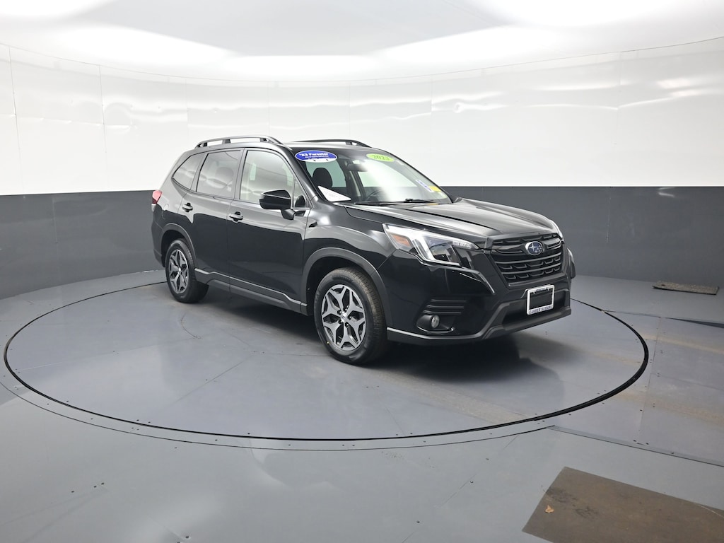 Used 2023 Subaru Forester Premium SUV