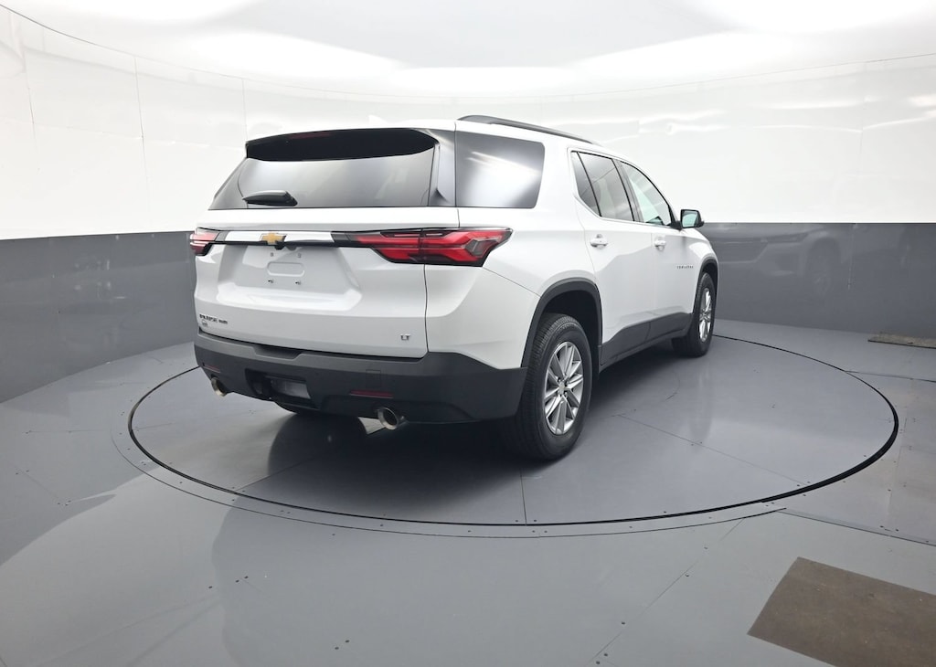 Used 2022 Chevrolet Traverse LT Leather SUV