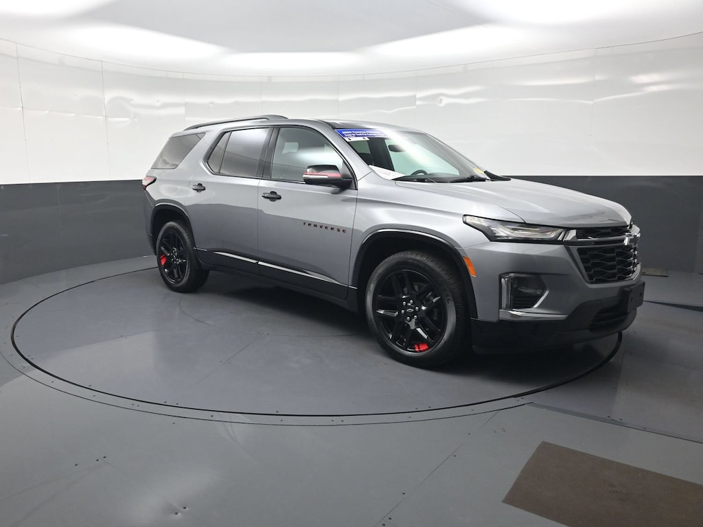 Used 2023 Chevrolet Traverse Premier SUV