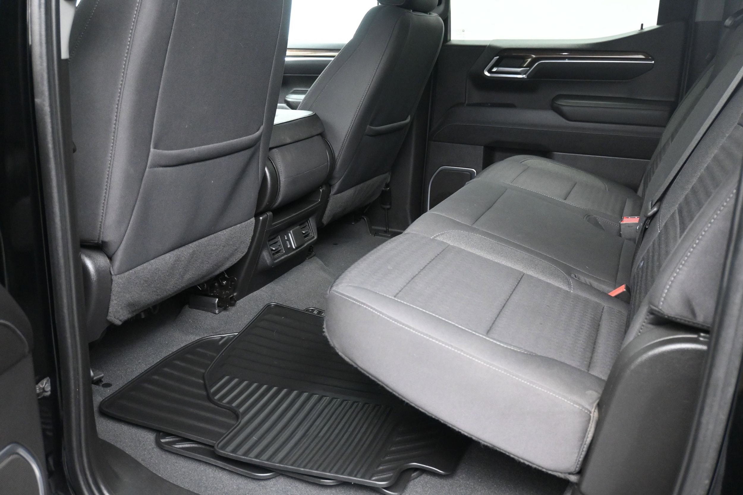 2023 Chevrolet Silverado 1500 LT - Photo 17