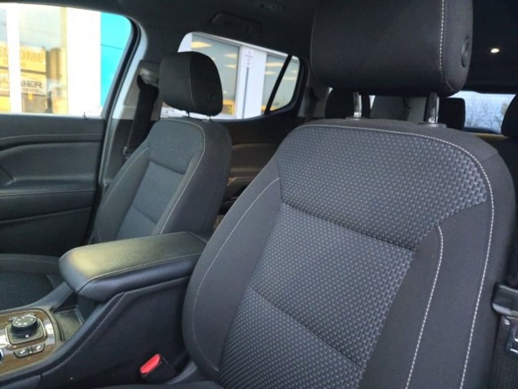 Used 2021 GMC Acadia SLE SUV