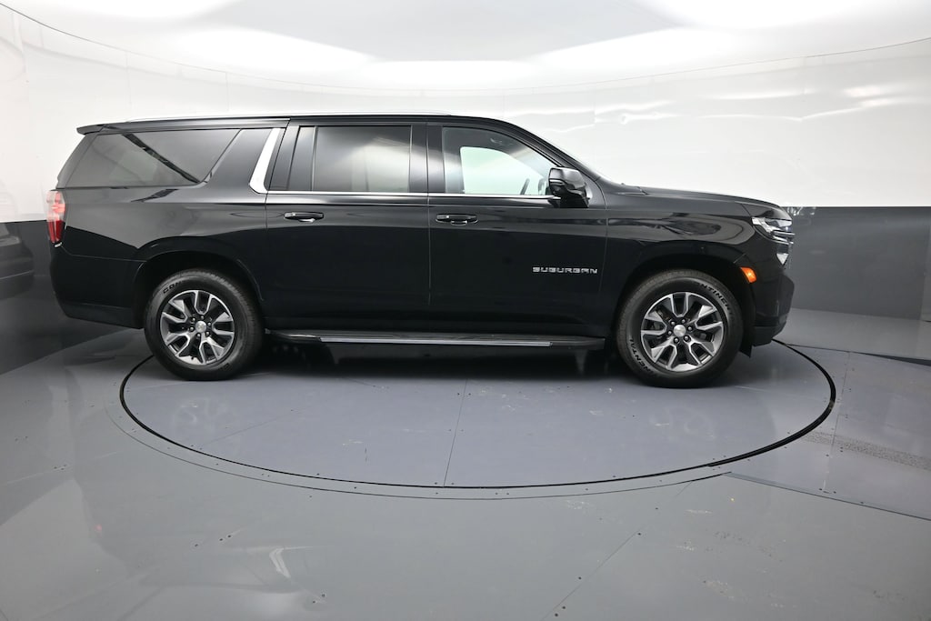 Used 2021 Chevrolet Suburban LT SUV