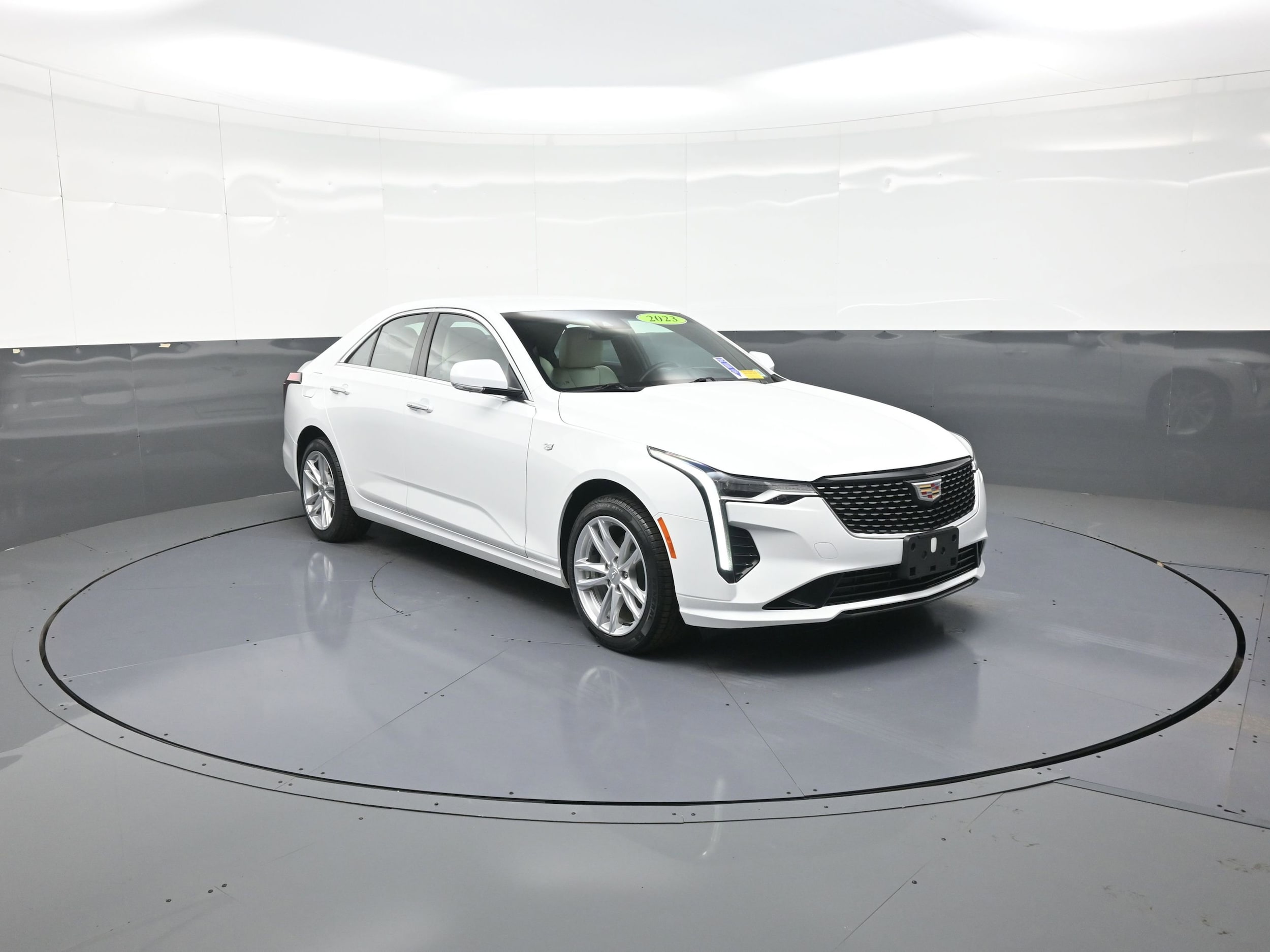 2023 Cadillac CT4 Luxury's photo