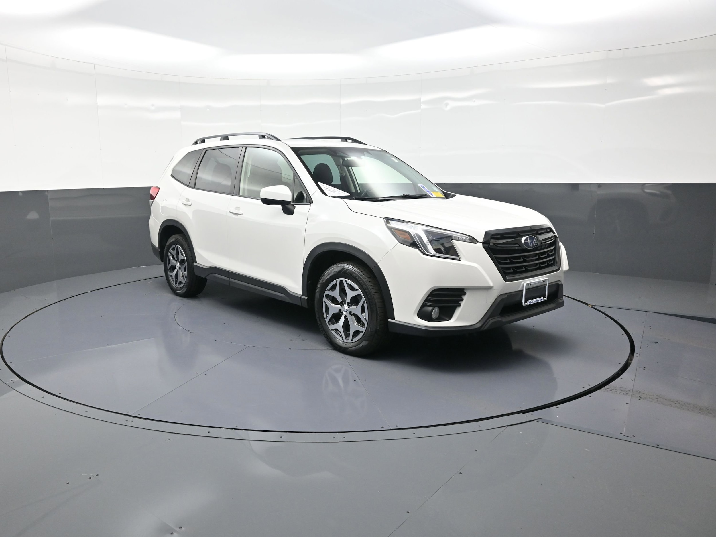 2023 Subaru Forester Premium's photo