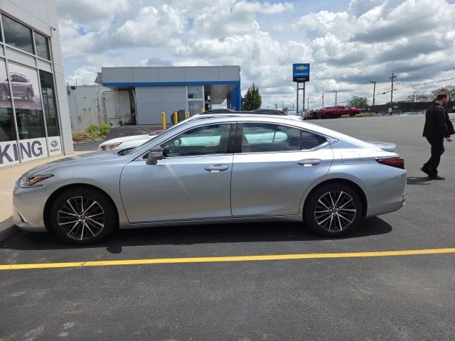 2023 Lexus ES 350 250 AWD's photo