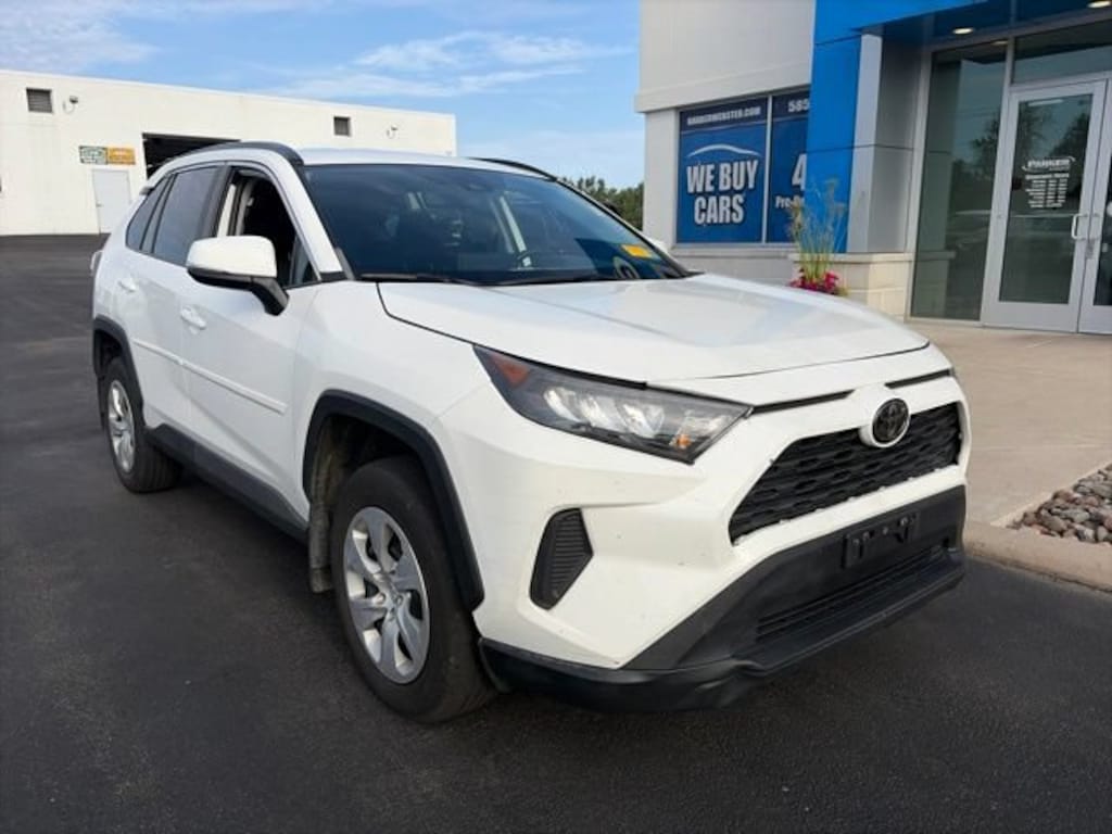 Used 2020 Toyota RAV4 LE SUV