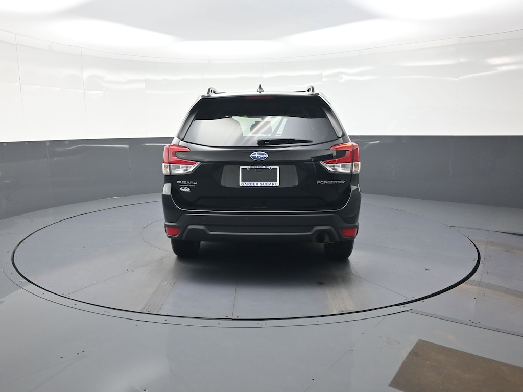 Used 2024 Subaru Forester Premium SUV