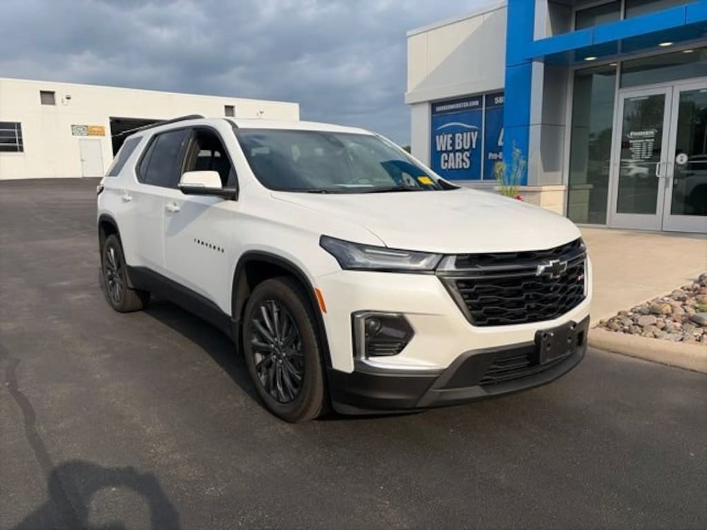 Used 2023 Chevrolet Traverse RS SUV