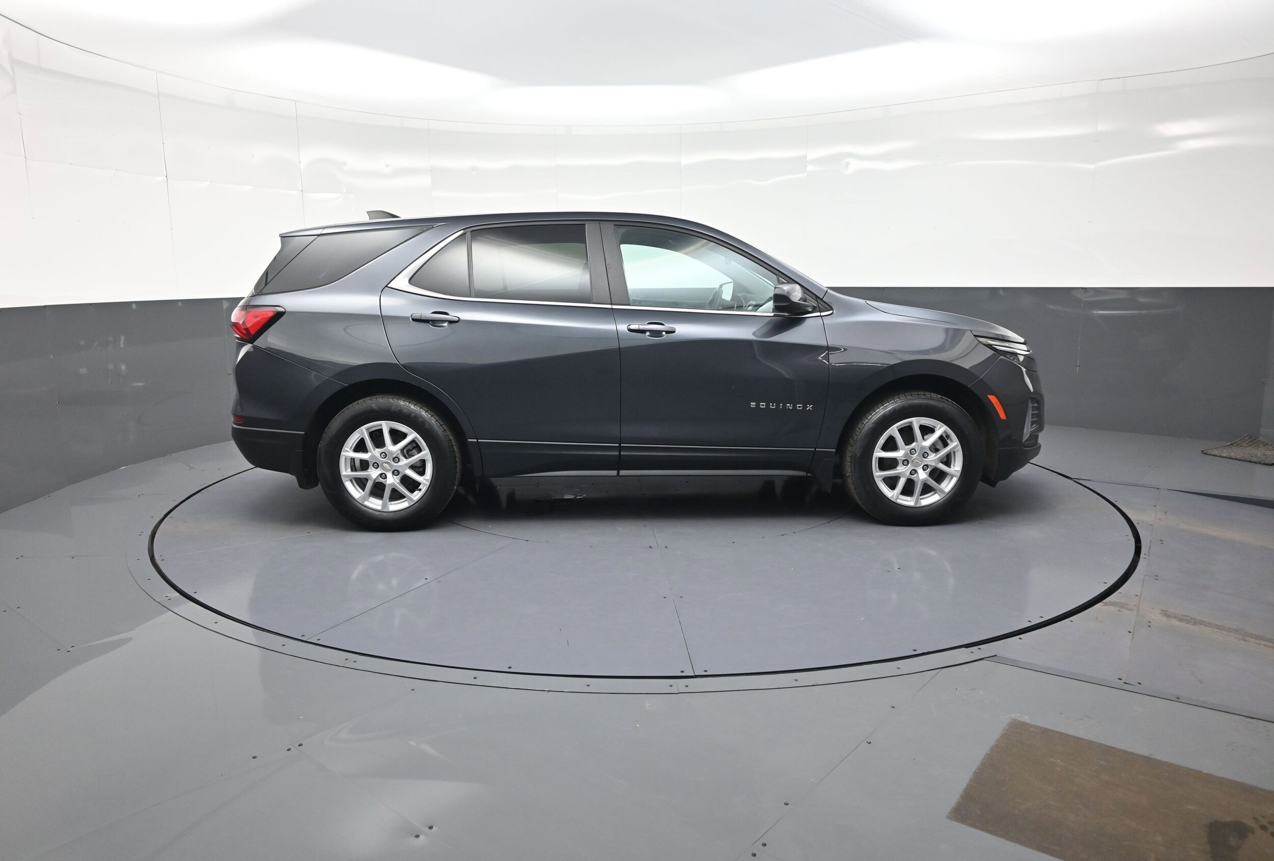 2023 Chevrolet Equinox LT - Photo 6