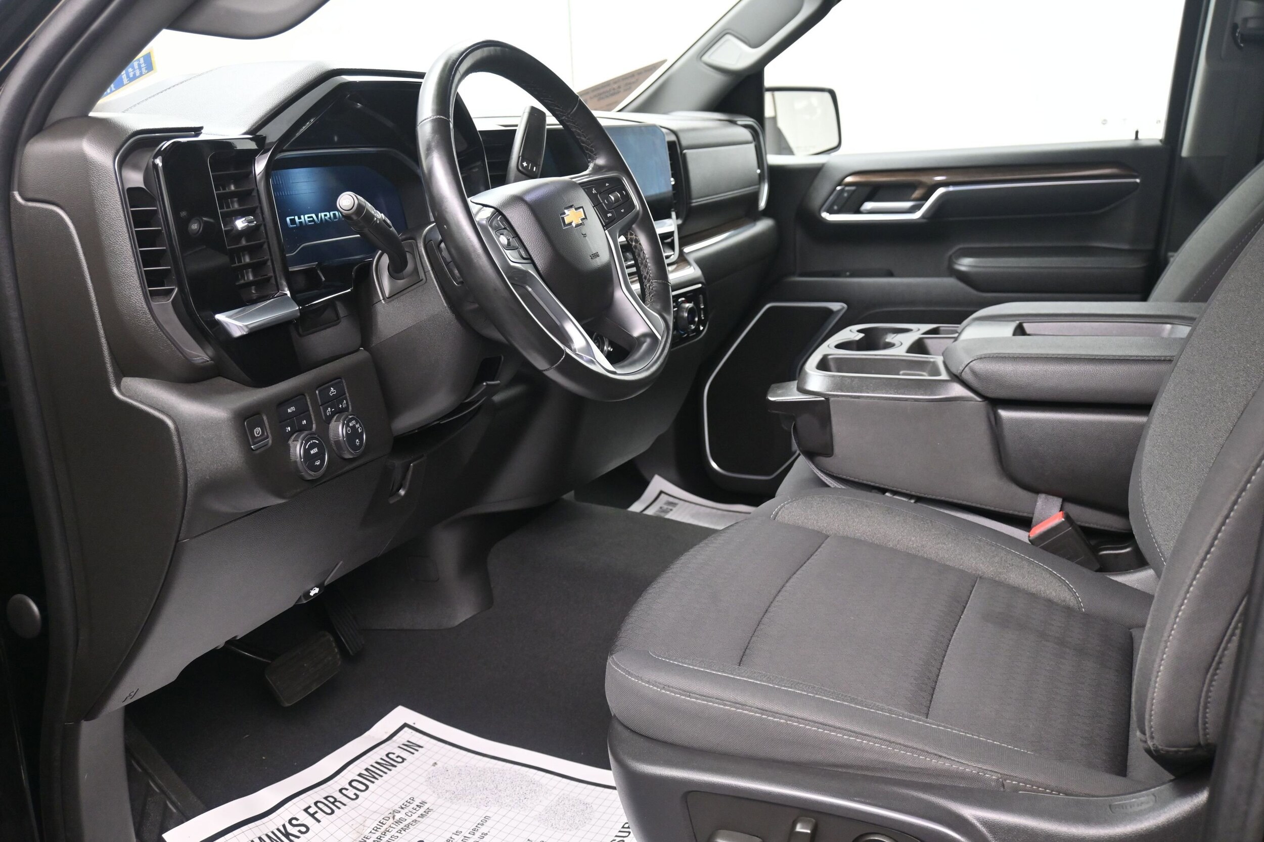 2023 Chevrolet Silverado 1500 LT - Photo 20