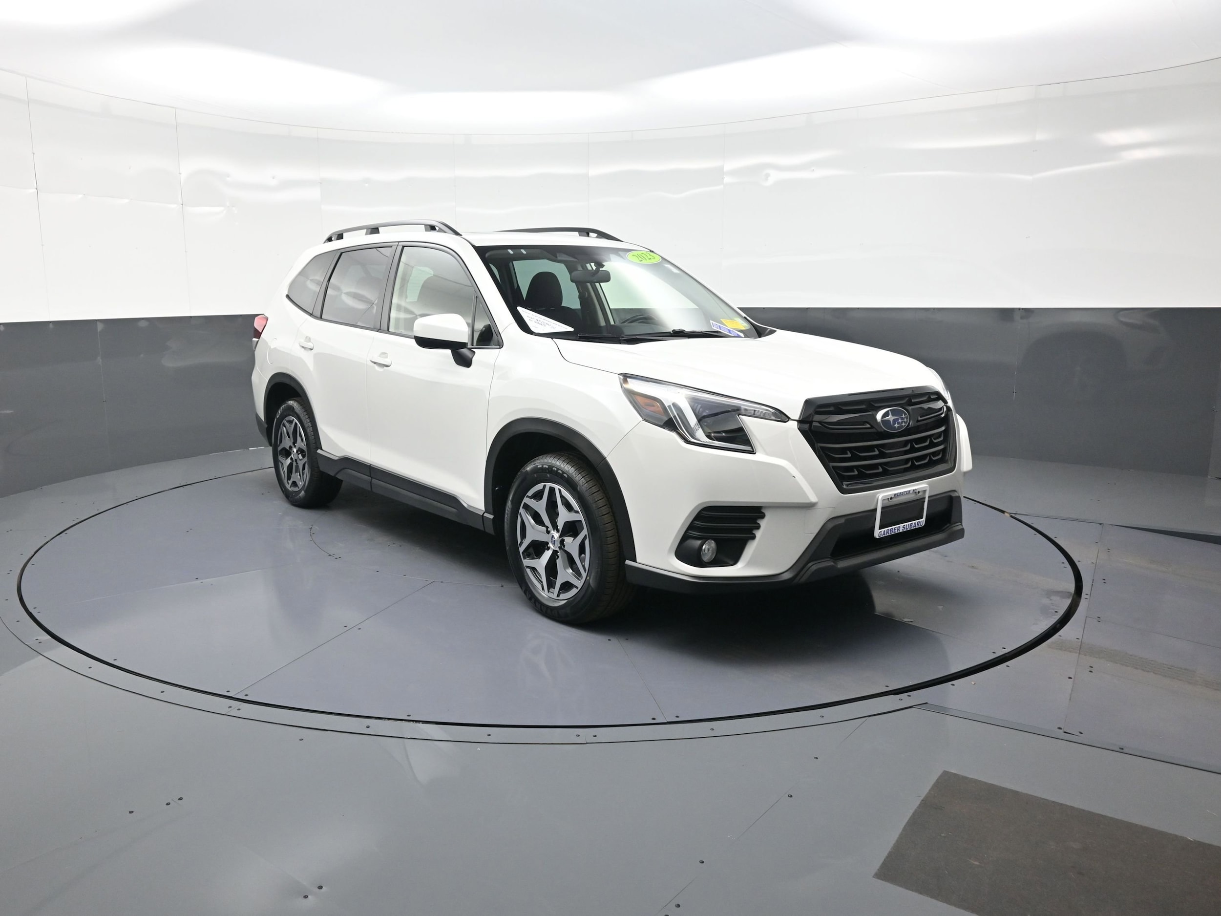 2023 Subaru Forester Premium's photo