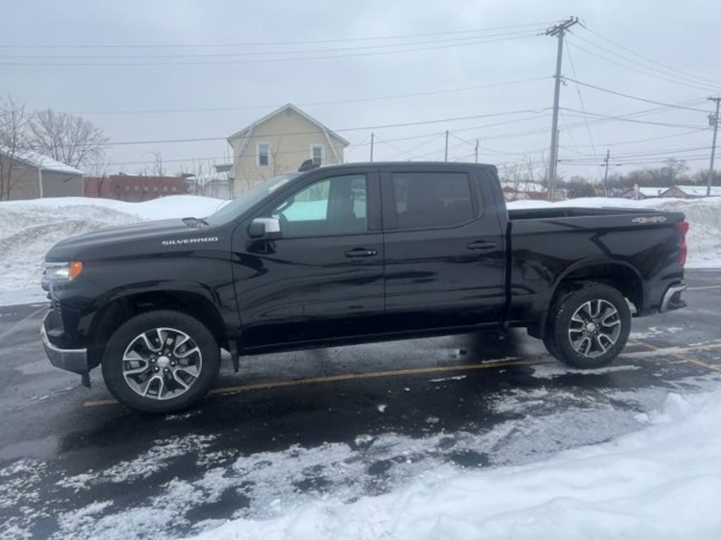 Used 2023 Chevrolet Silverado 1500 LT Truck Crew Cab