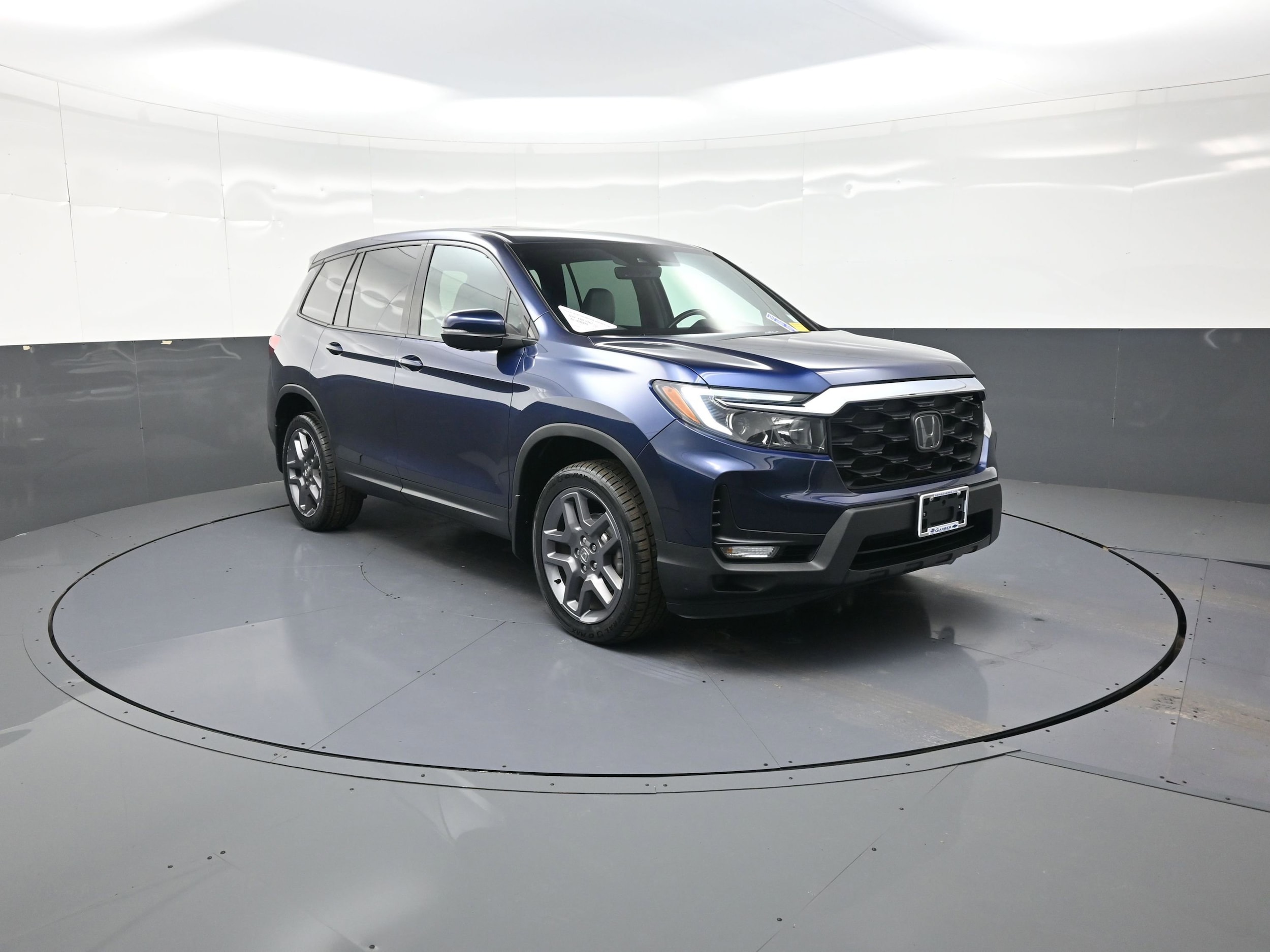 2023 Honda Passport EX-L's photo
