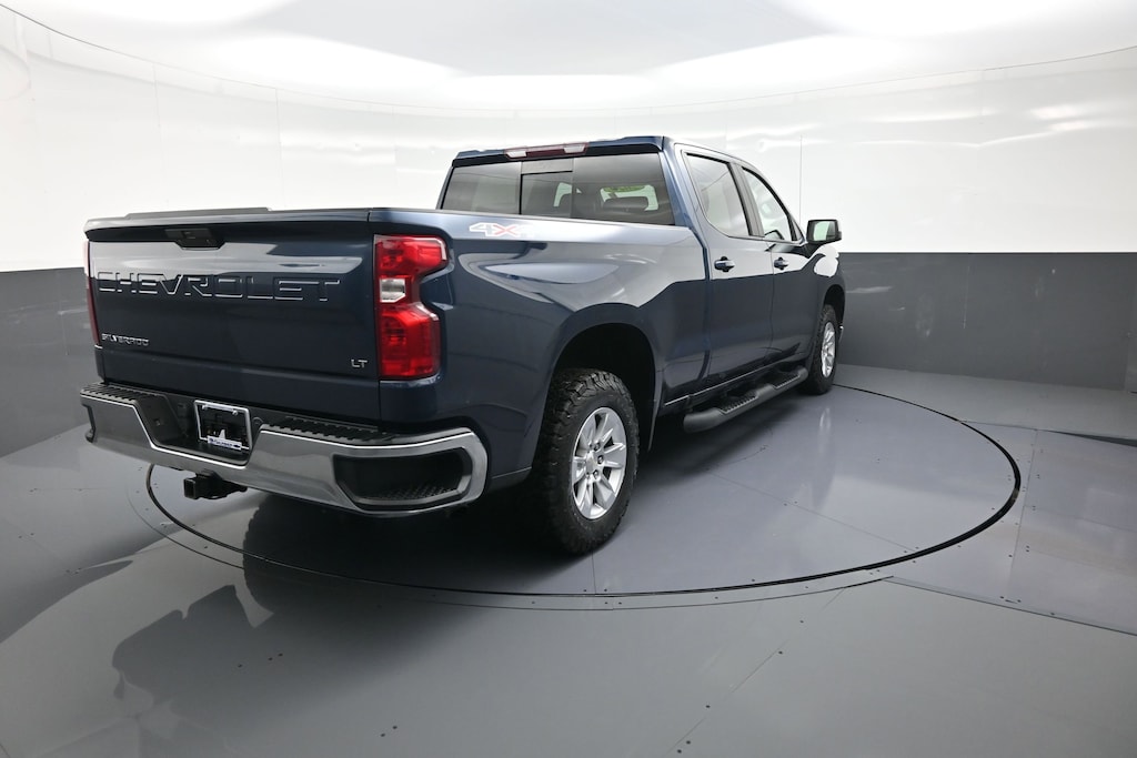 Used 2020 Chevrolet Silverado 1500 LT Truck Crew Cab