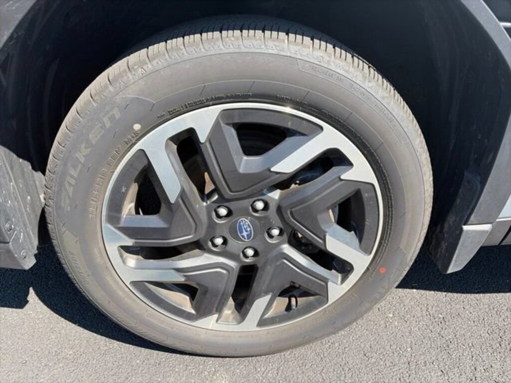 Used 2025 Subaru Forester Limited SUV