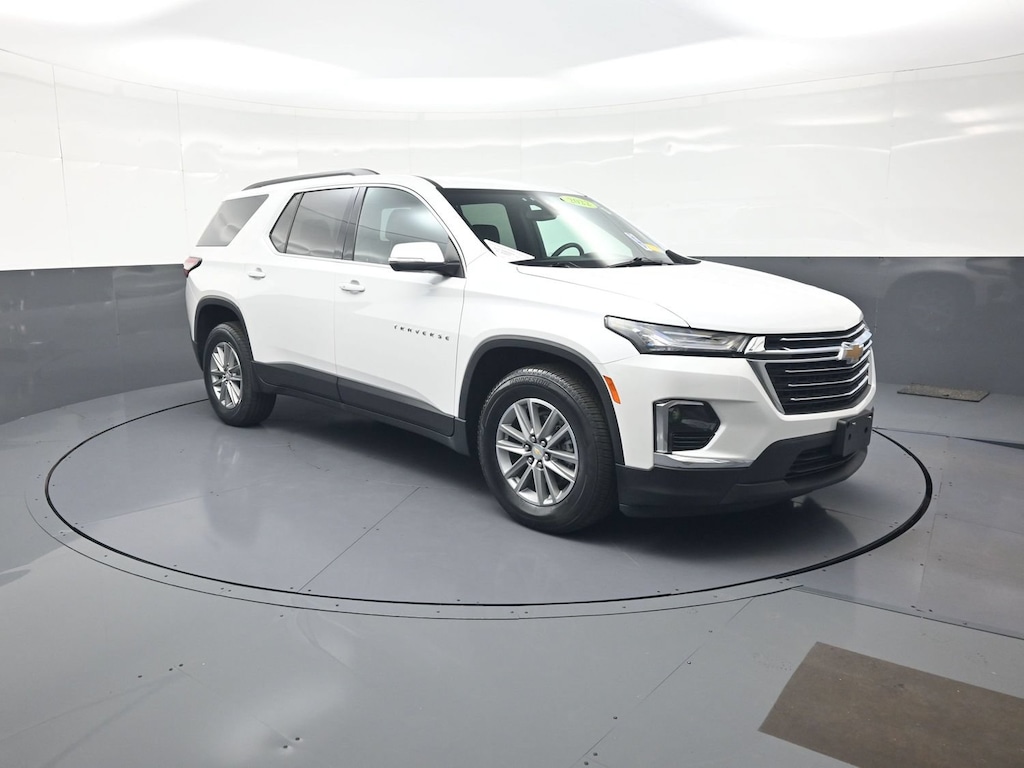 Used 2022 Chevrolet Traverse LT Leather SUV