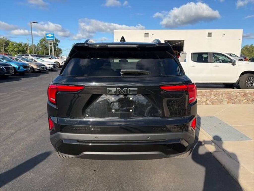 Used 2026 GMC Terrain Elevation SUV