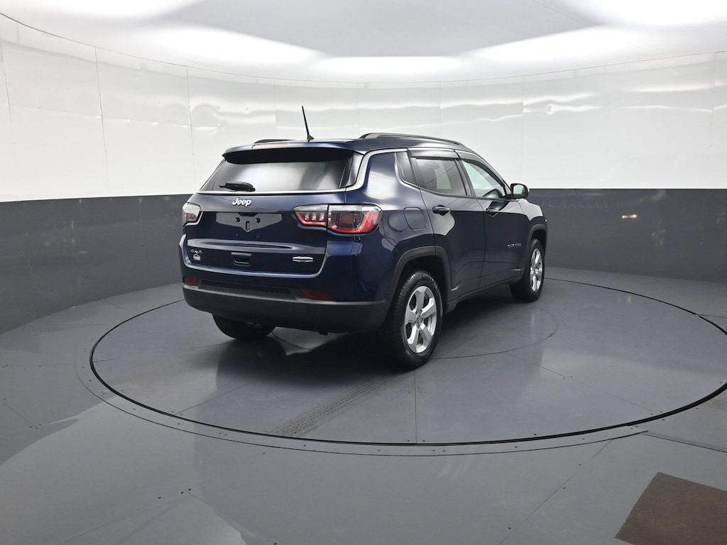 Used 2018 Jeep Compass Latitude SUV