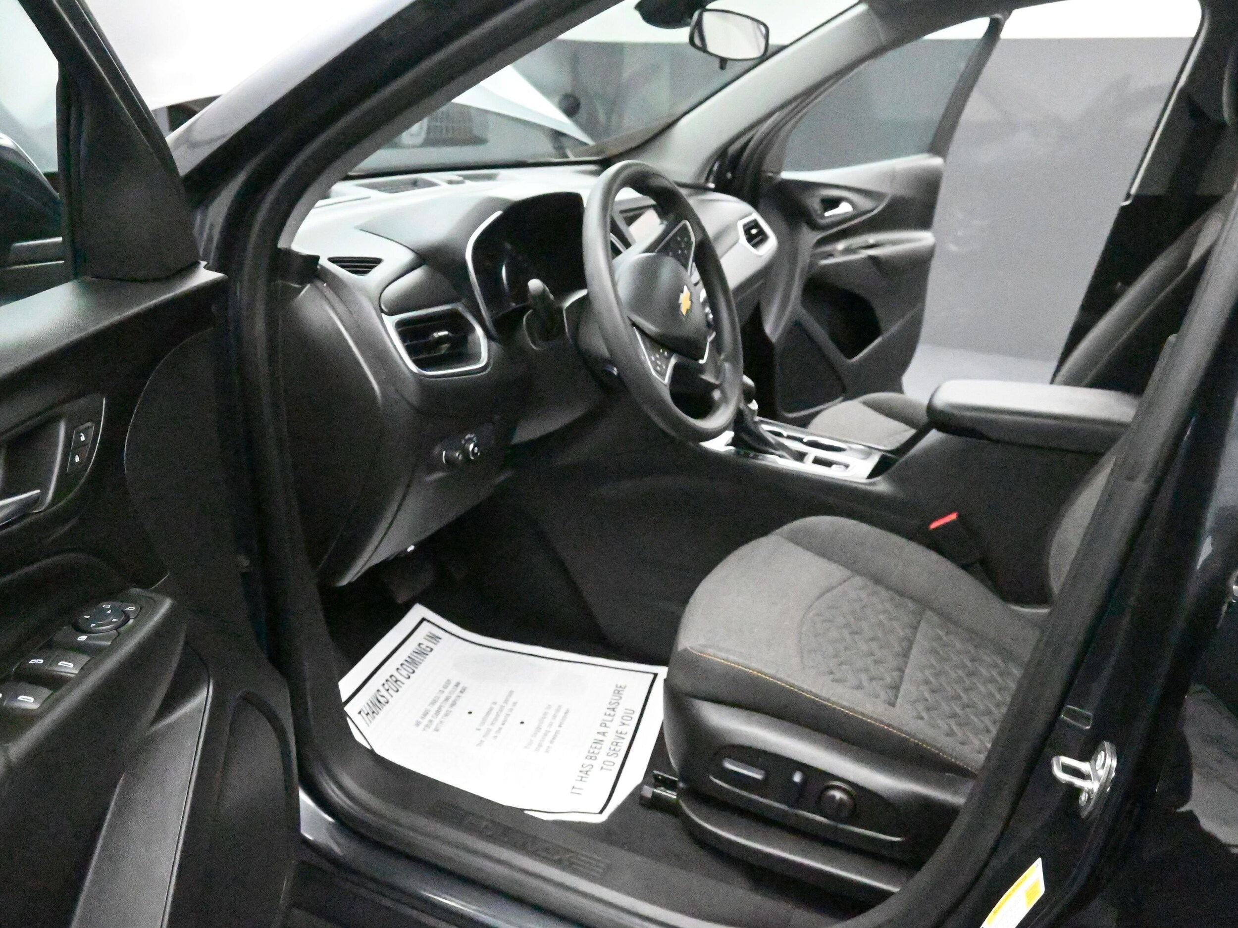 2023 Chevrolet Equinox LT - Photo 32