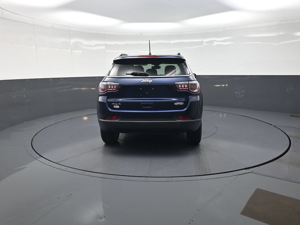 Used 2018 Jeep Compass Latitude SUV