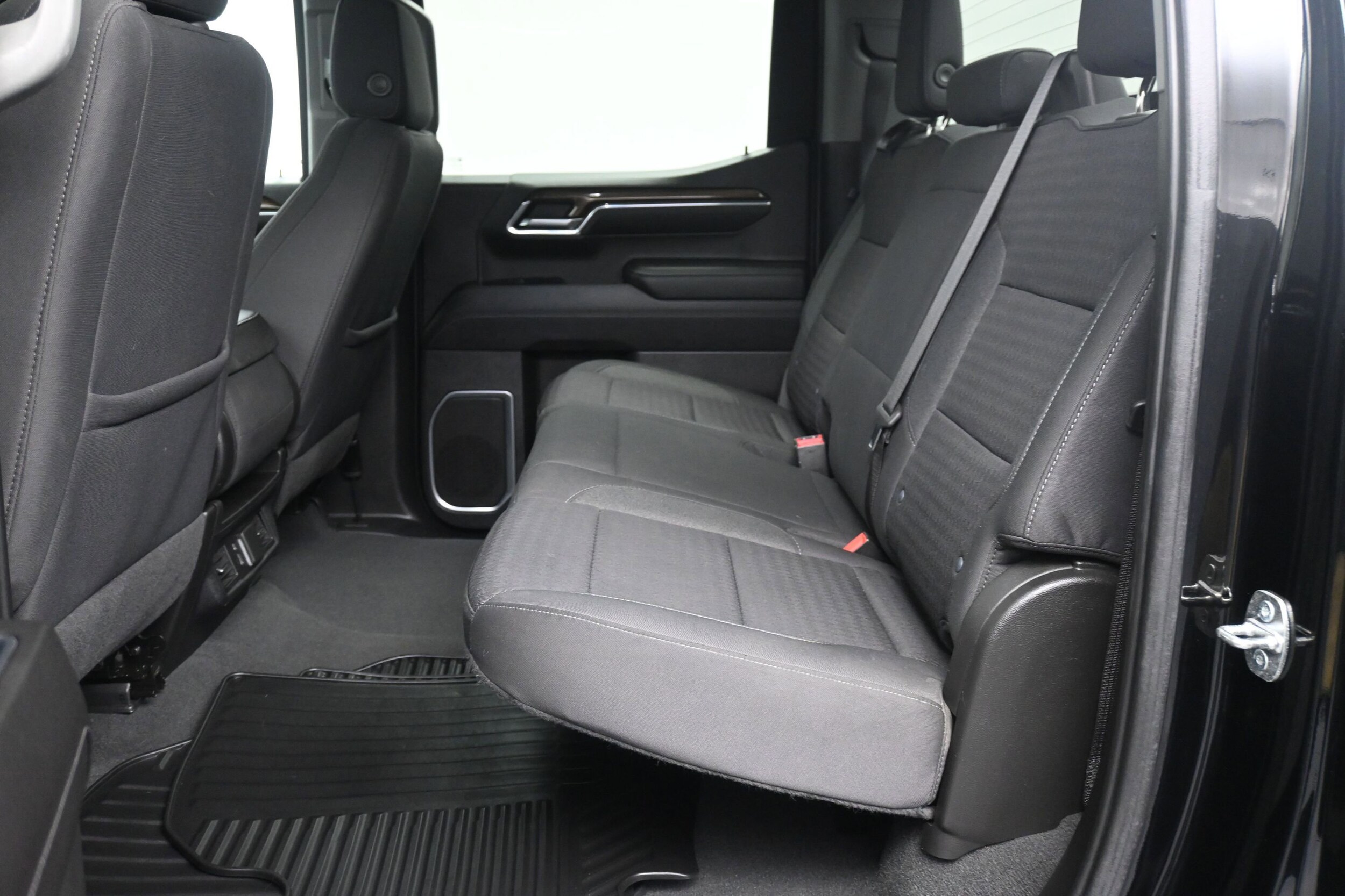 2023 Chevrolet Silverado 1500 LT - Photo 18