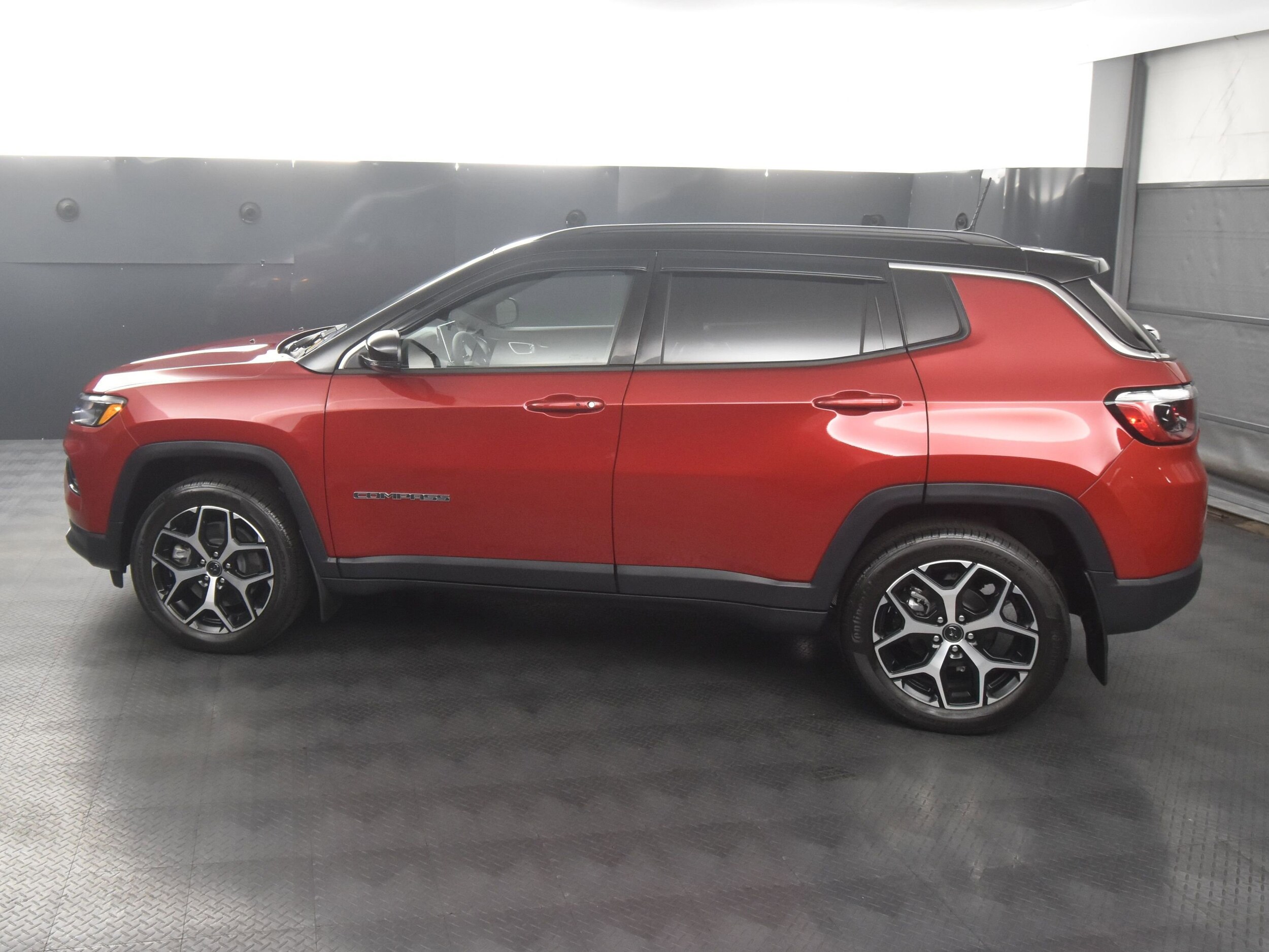 2025 Jeep Compass Limited photo 2