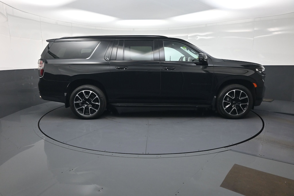Used 2023 Chevrolet Suburban RST SUV