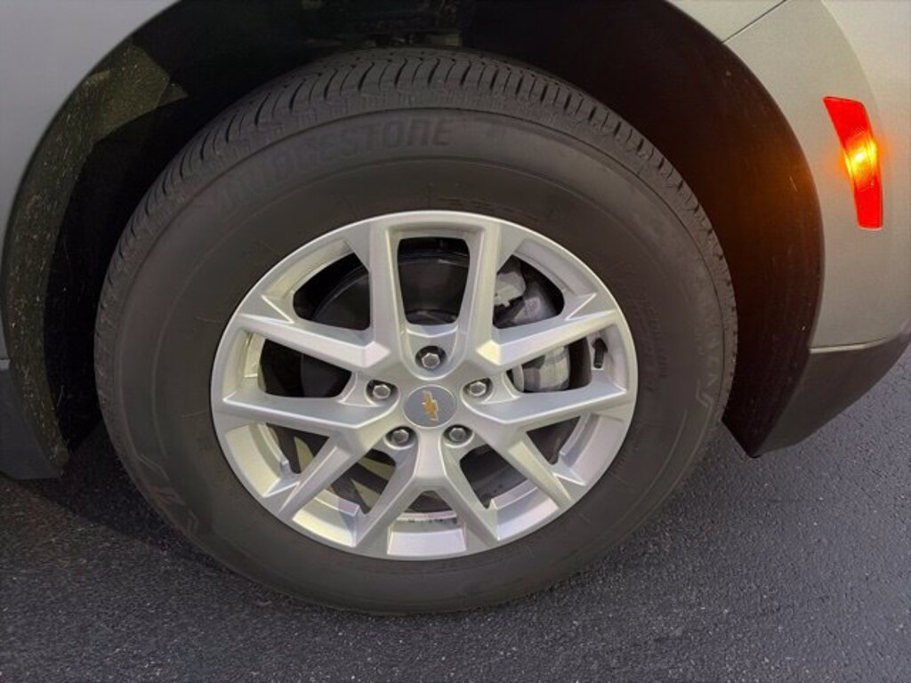 Used 2024 Chevrolet Equinox LT SUV
