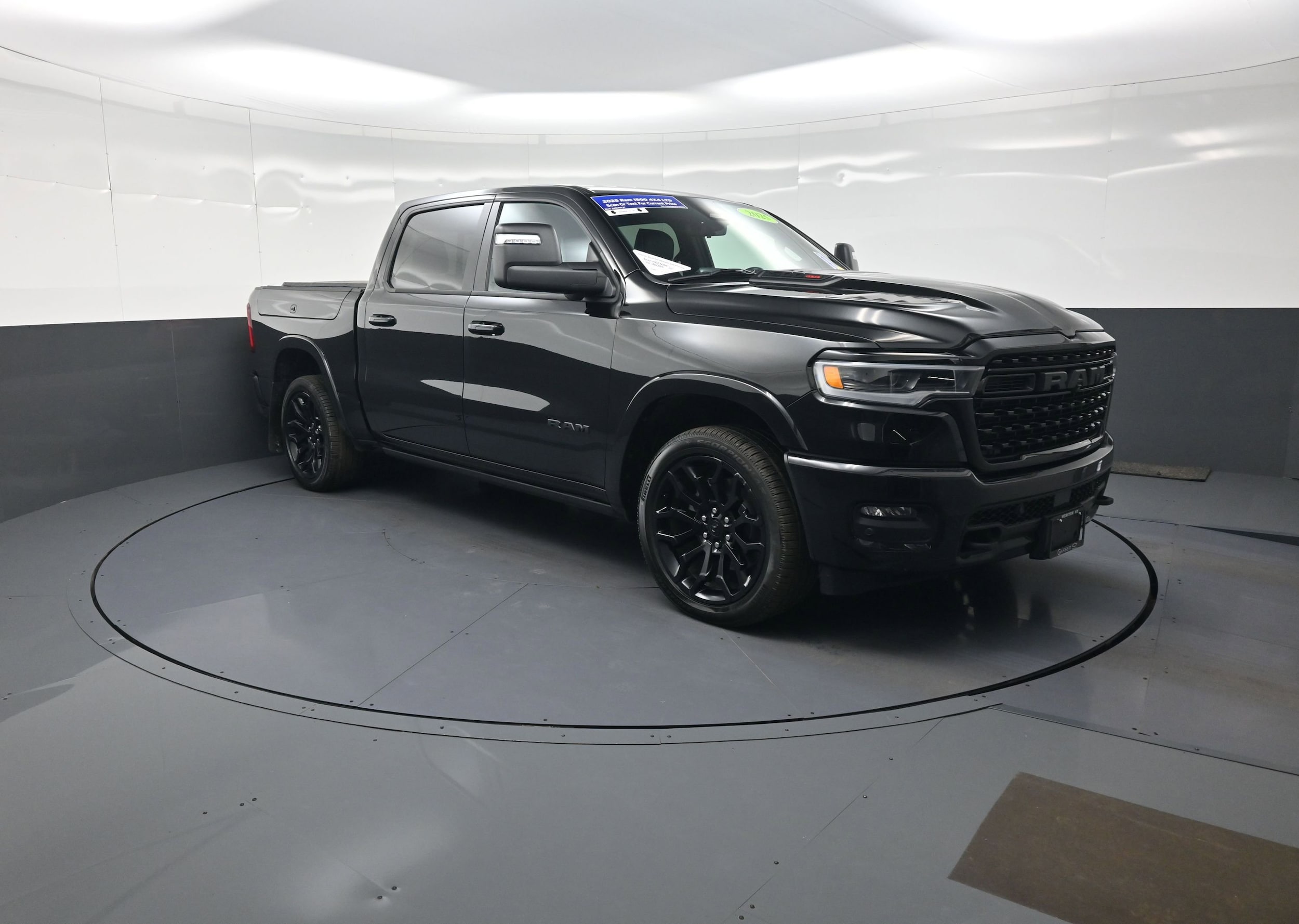 2025 RAM 1500 Limited 4x4 Crew Cab 5'7's photo