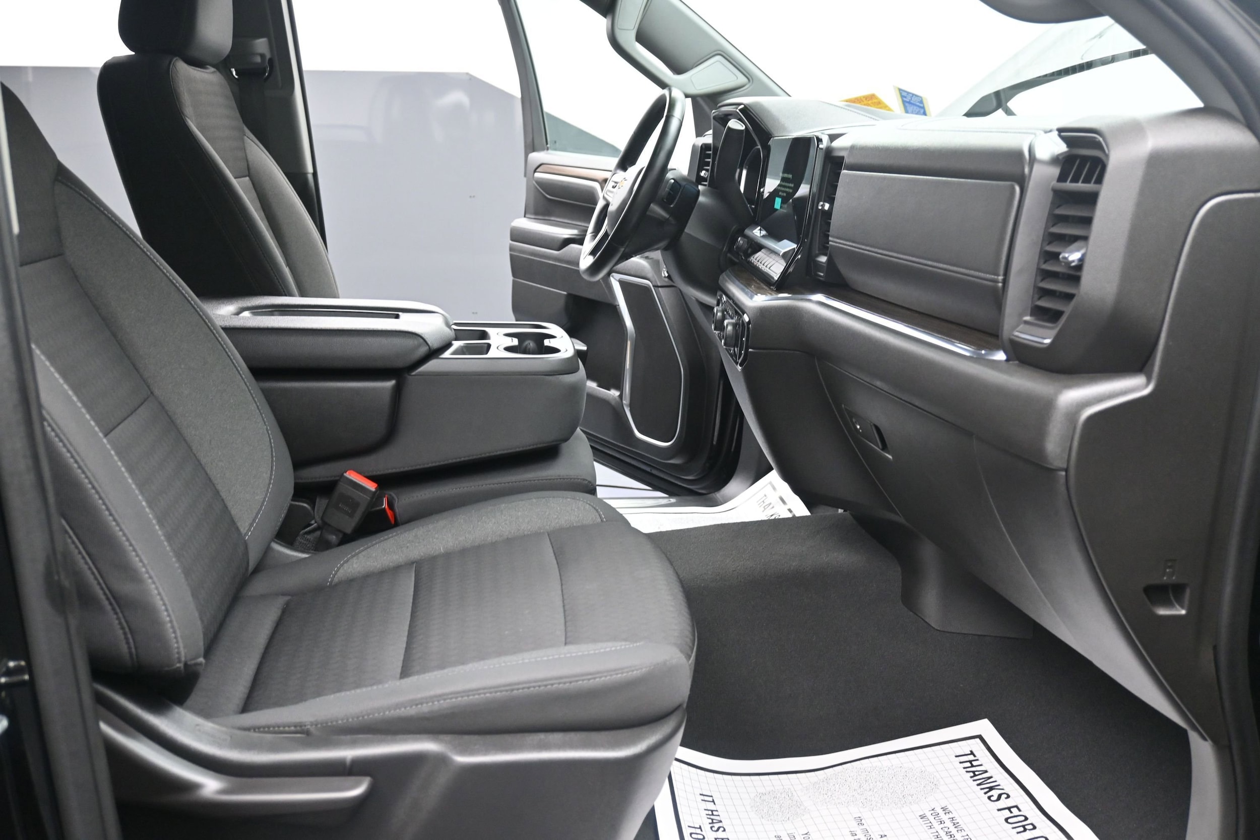 2023 Chevrolet Silverado 1500 LT - Photo 27