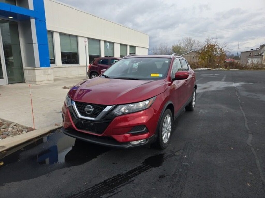 Used 2020 Nissan Rogue Sport SV SUV
