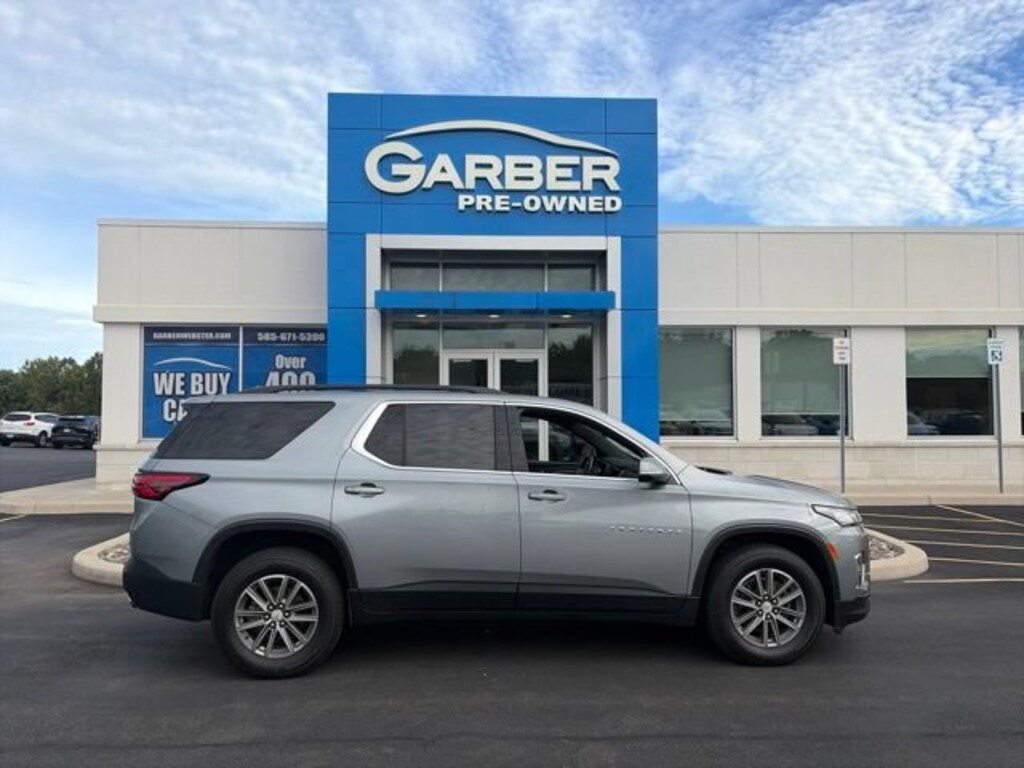 Used 2023 Chevrolet Traverse LT SUV