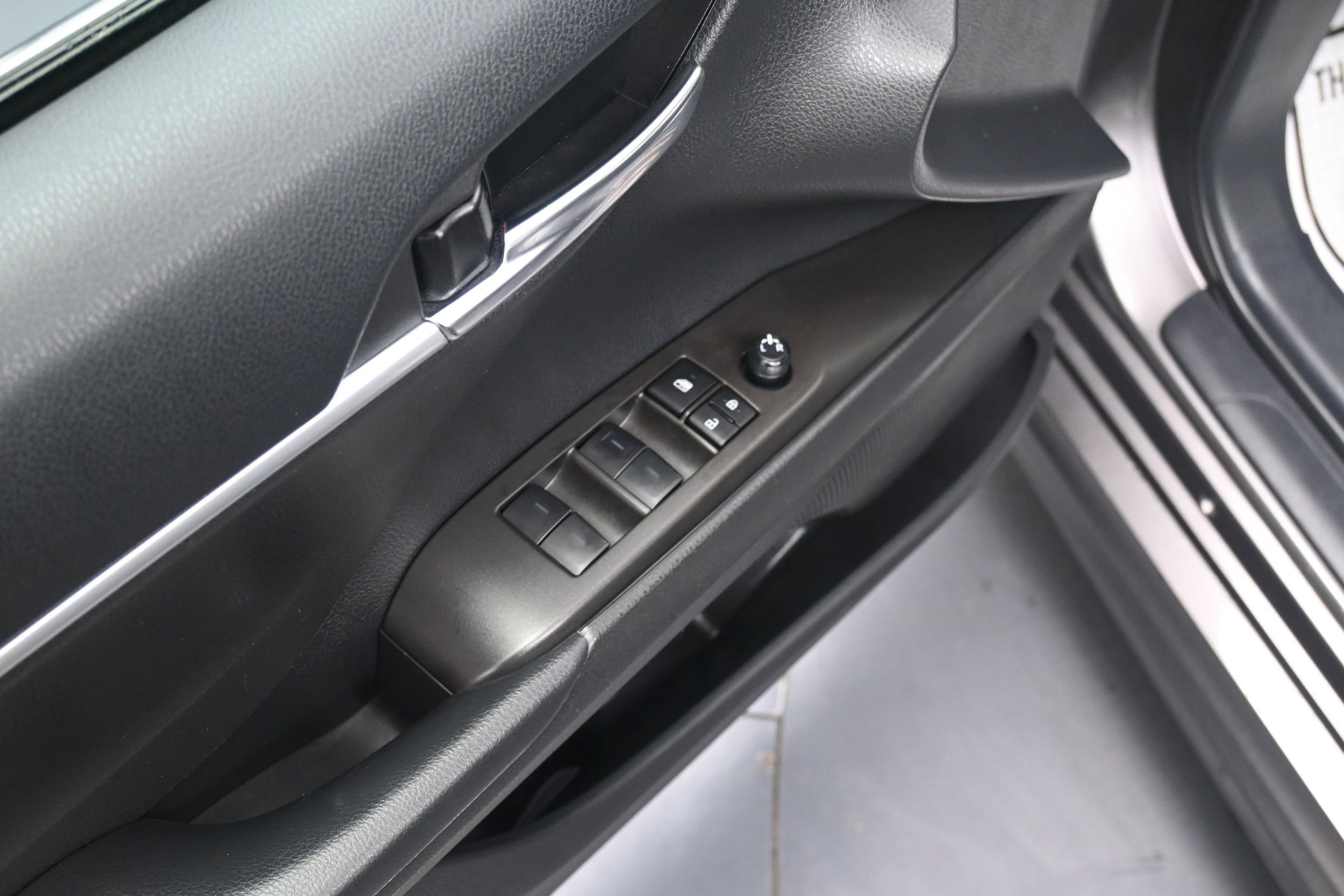 2023 Toyota Camry SE - Photo 15
