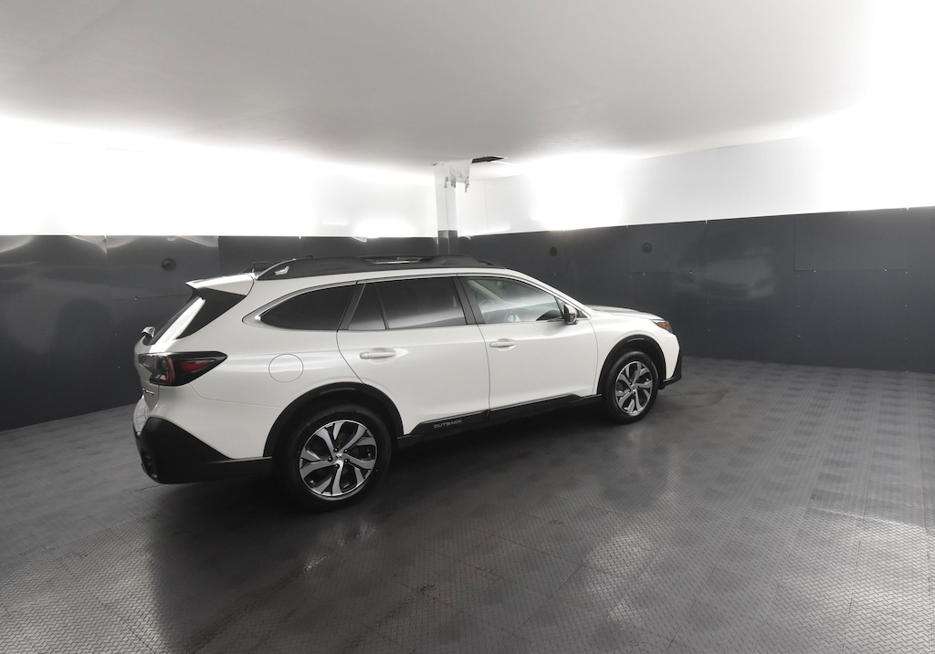 Used 2022 Subaru Outback Limited SUV