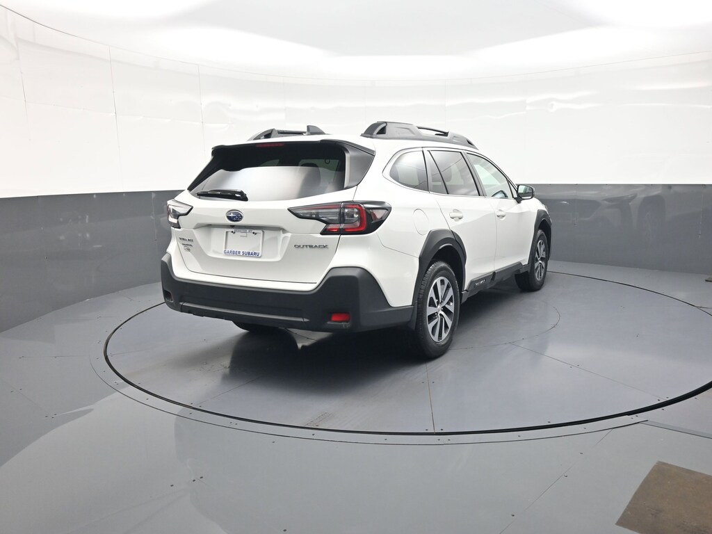 Used 2023 Subaru Outback Premium SUV