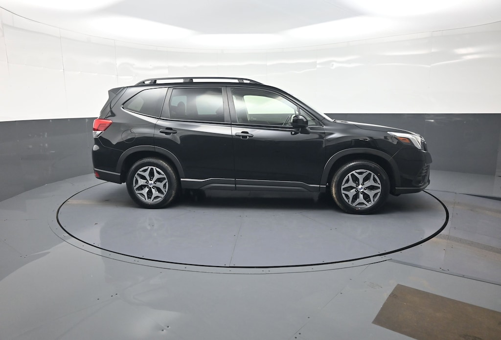 Used 2024 Subaru Forester Premium SUV