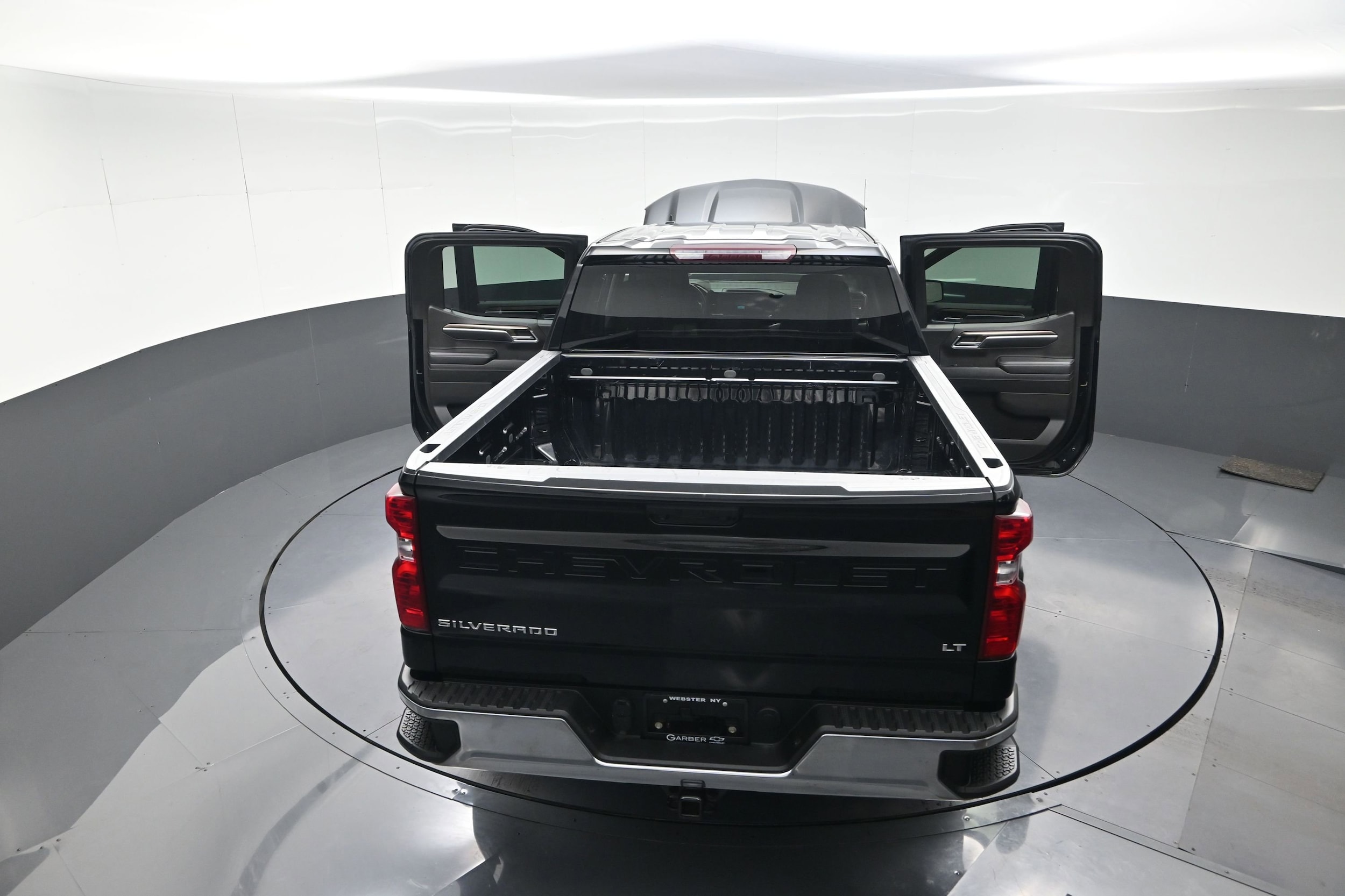 2023 Chevrolet Silverado 1500 LT - Photo 13