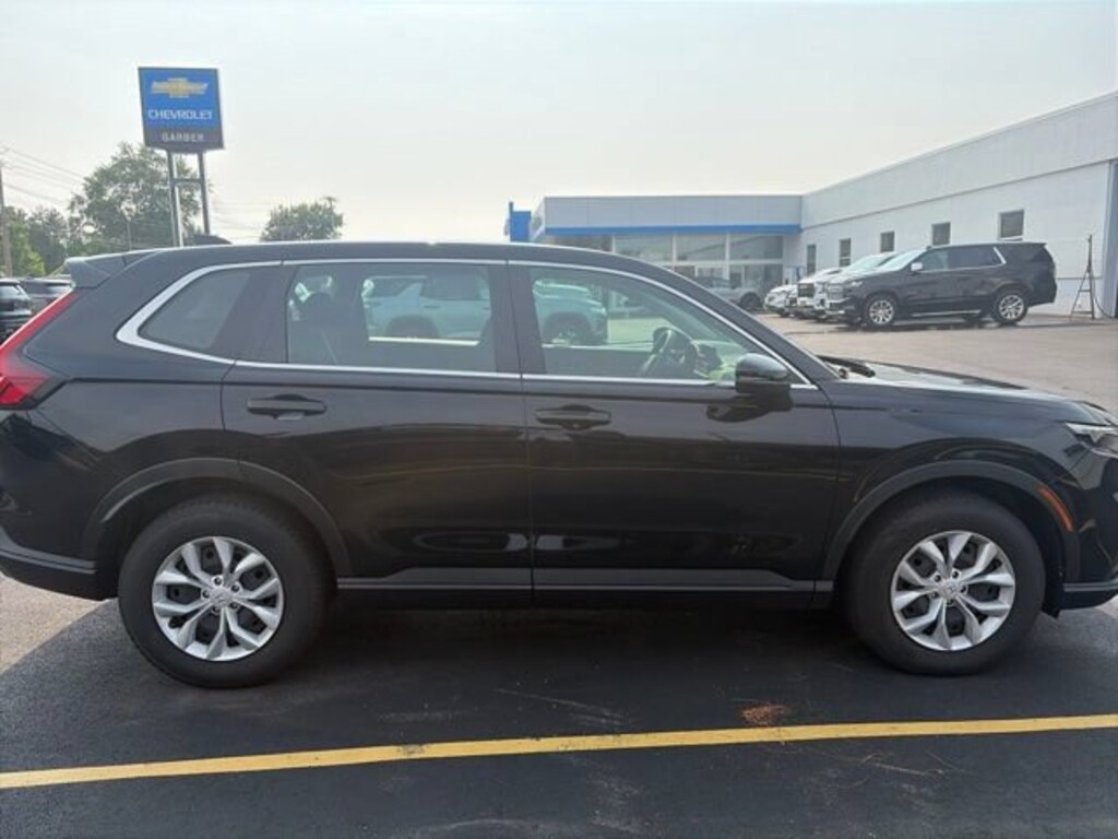 Used 2024 Honda CR-V LX SUV