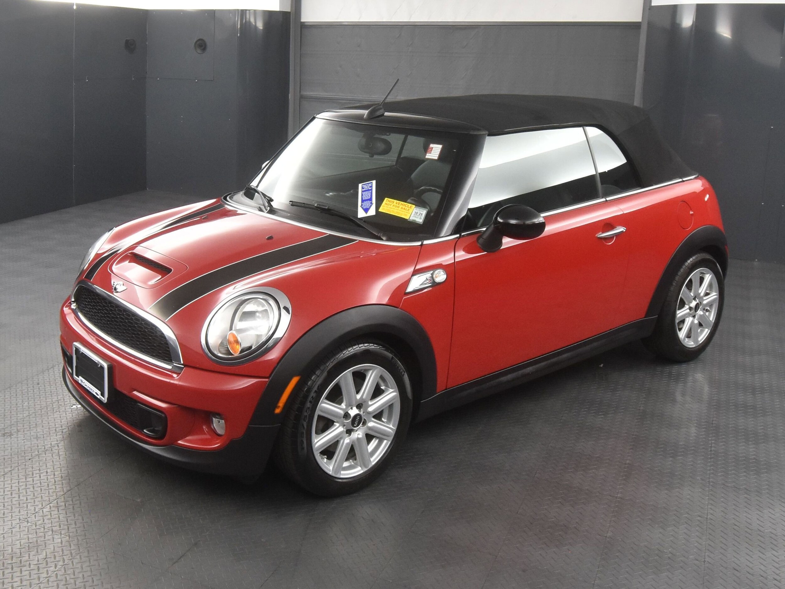 2013 Mini Cooper S photo 2