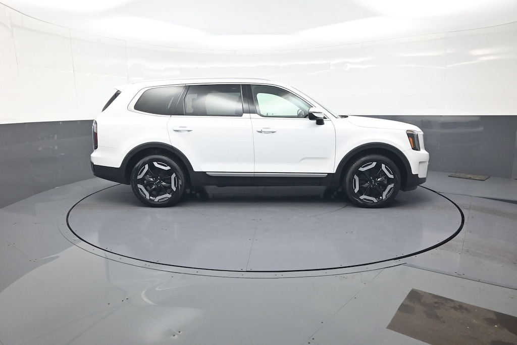 Used 2024 Kia Telluride EX SUV