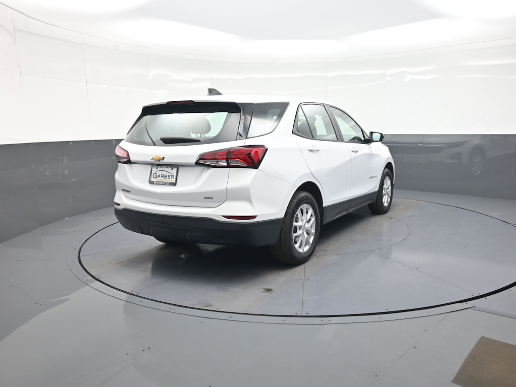 Used 2024 Chevrolet Equinox LS SUV