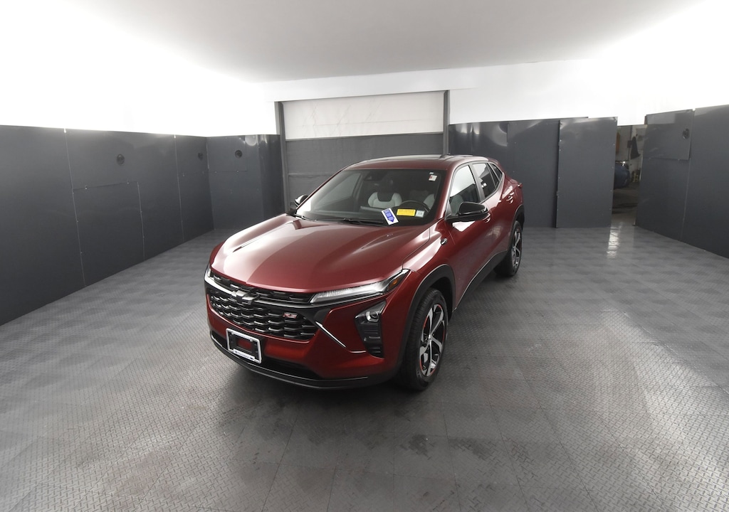 Used 2025 Chevrolet Trax 1RS SUV