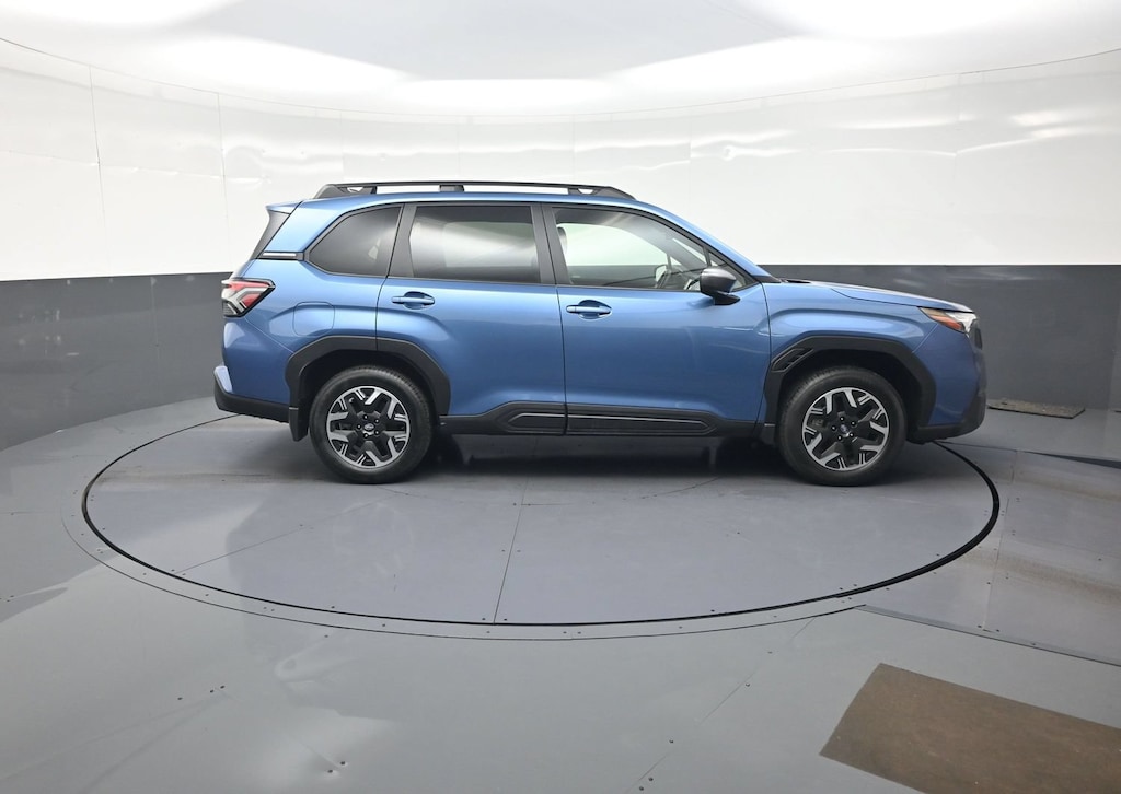 Used 2025 Subaru Forester Premium SUV