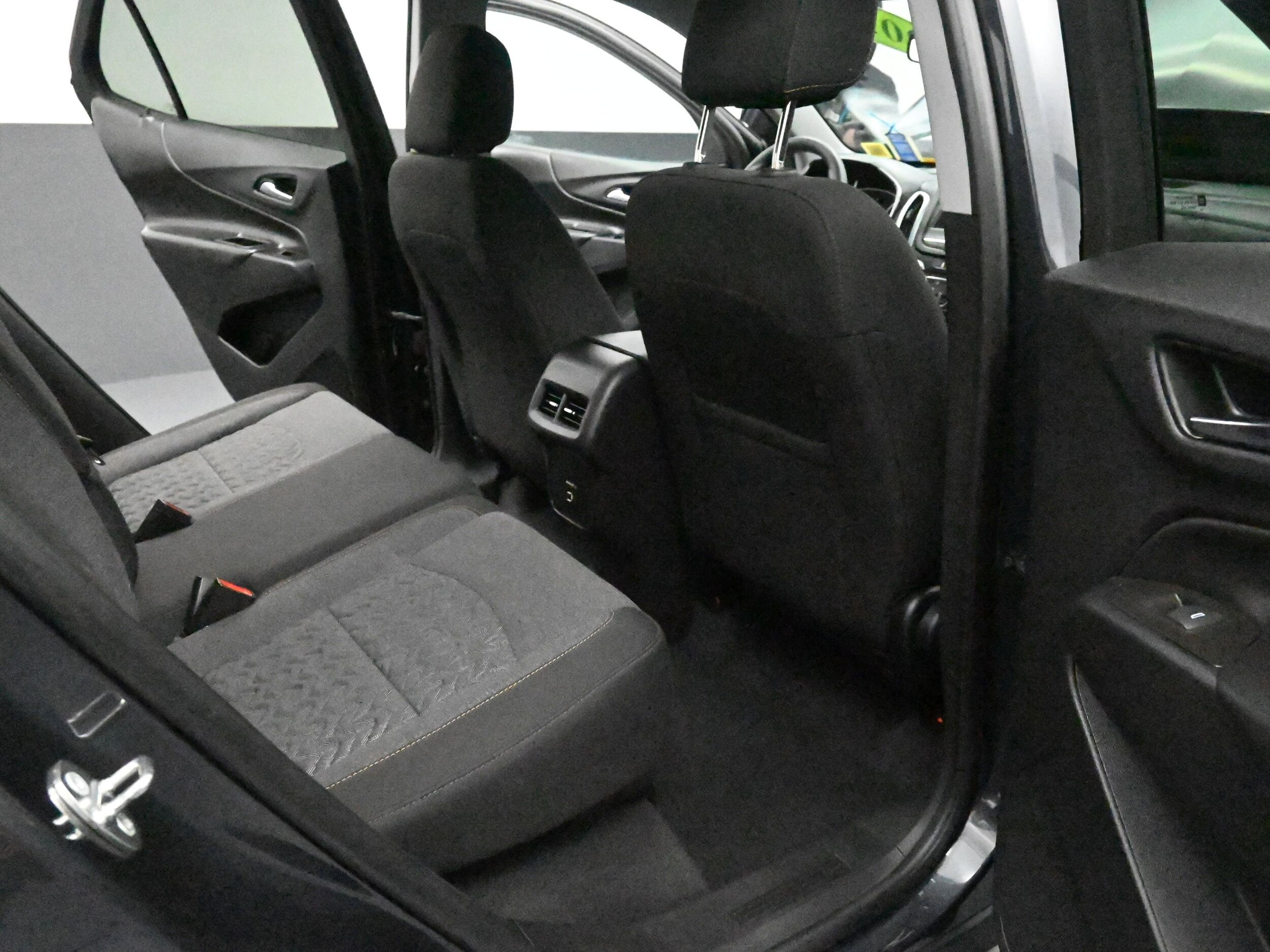 2023 Chevrolet Equinox LT - Photo 41